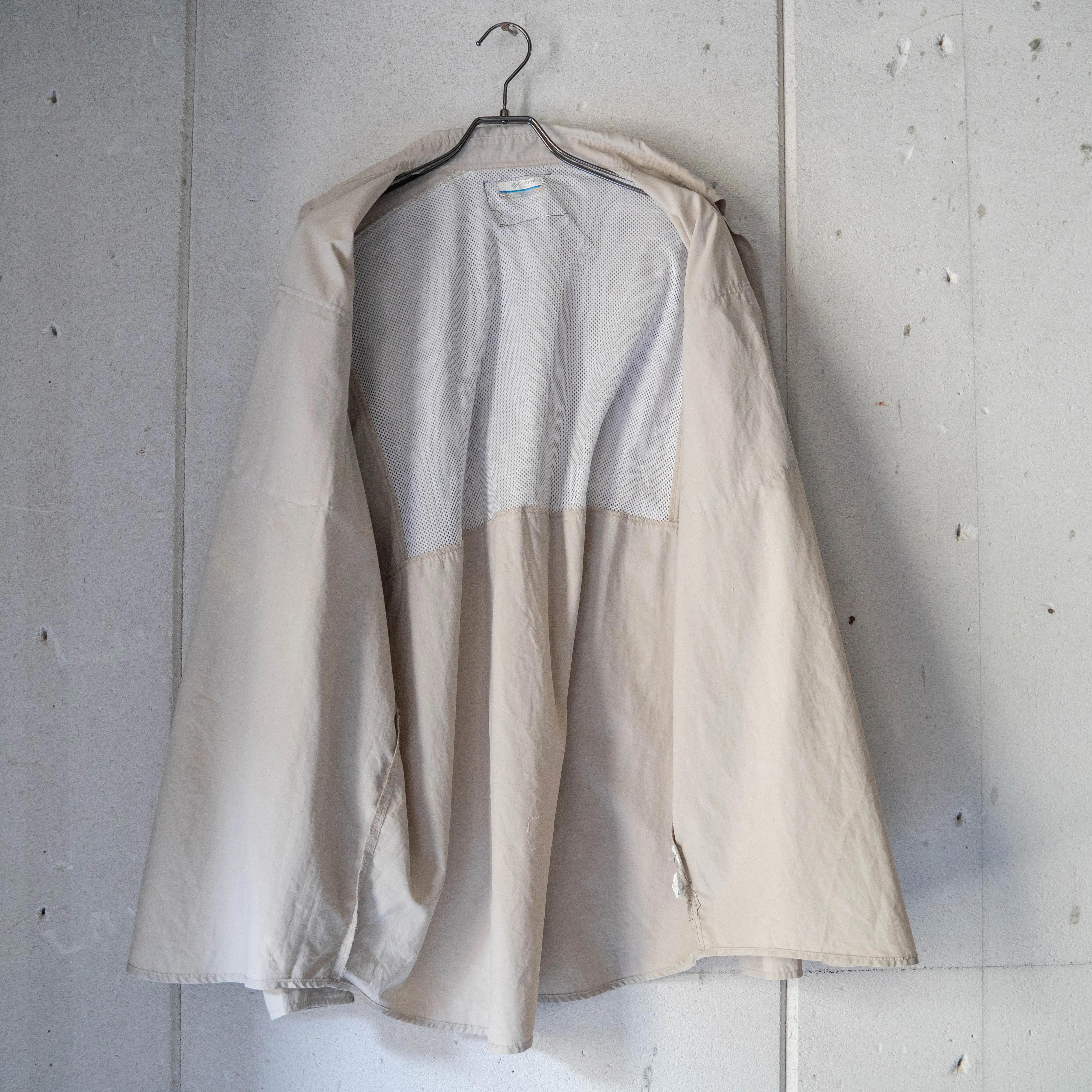 1990-2000s Columbia light beige color fishing shirt　