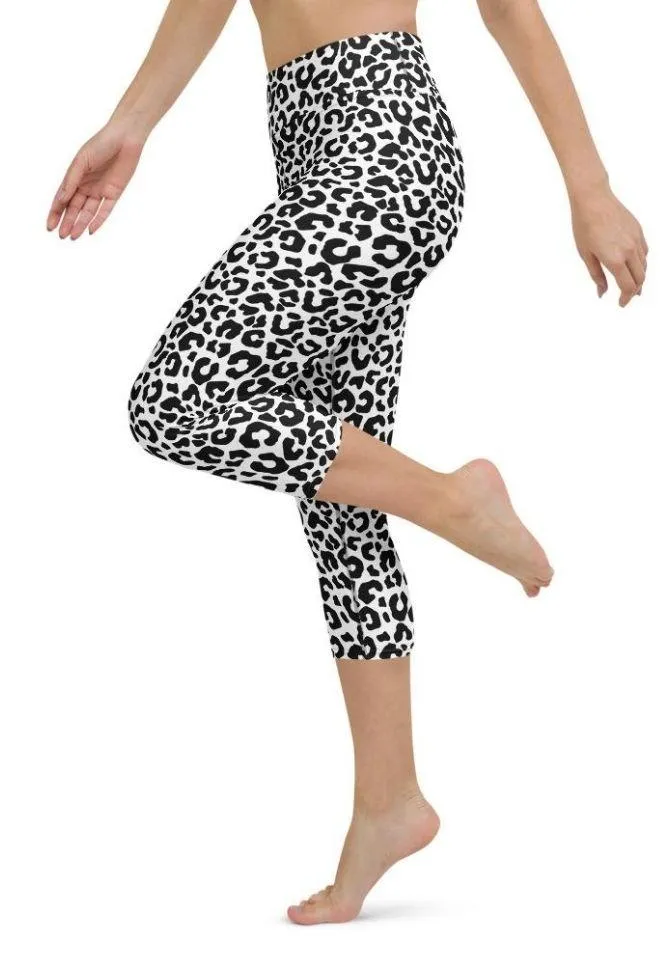 Black & White Leopard Yoga Capris