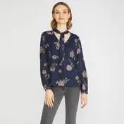 Country Floral Jacquard Blouse