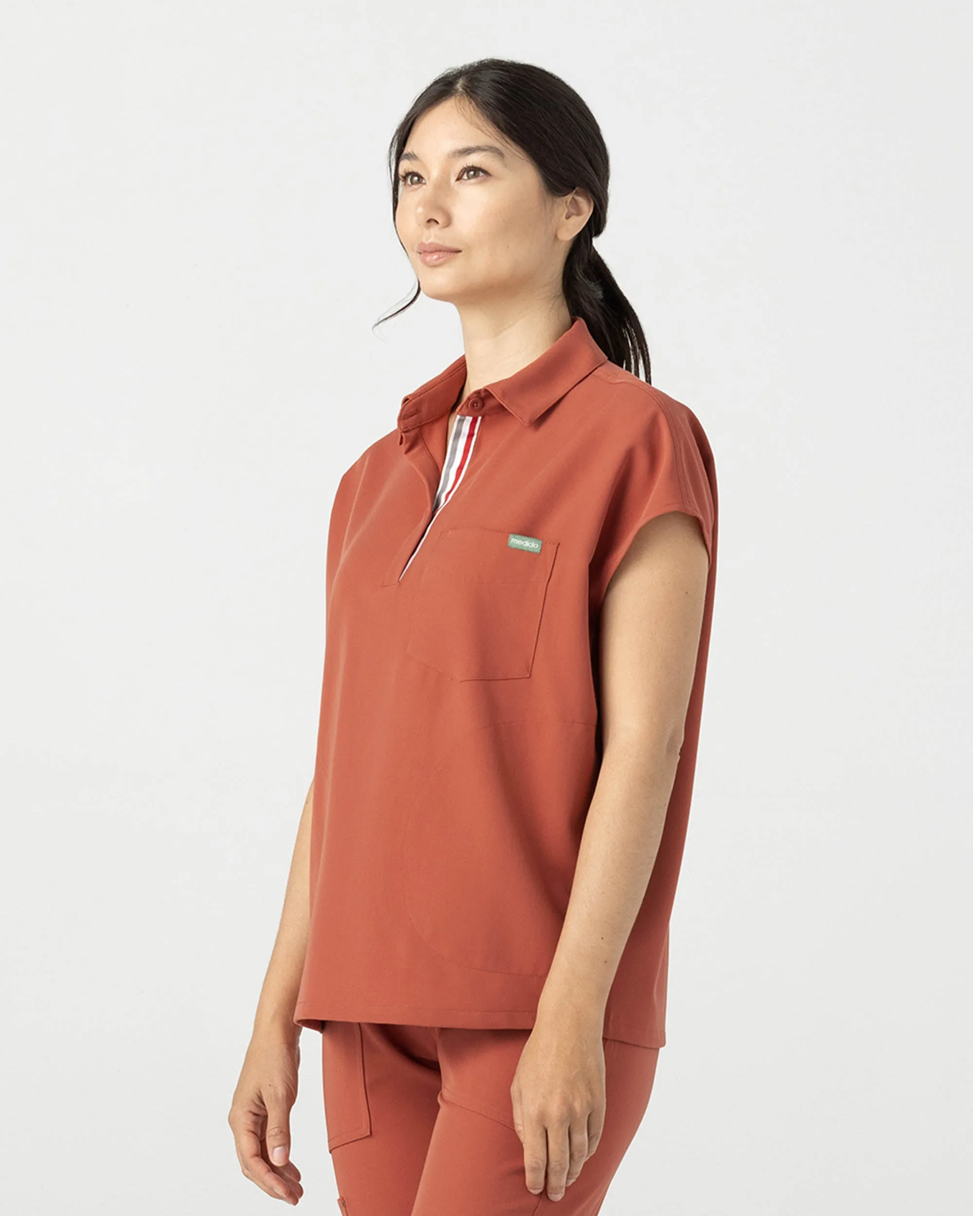 FYSEL® Capri‎ ‎ Collared Scrub Top