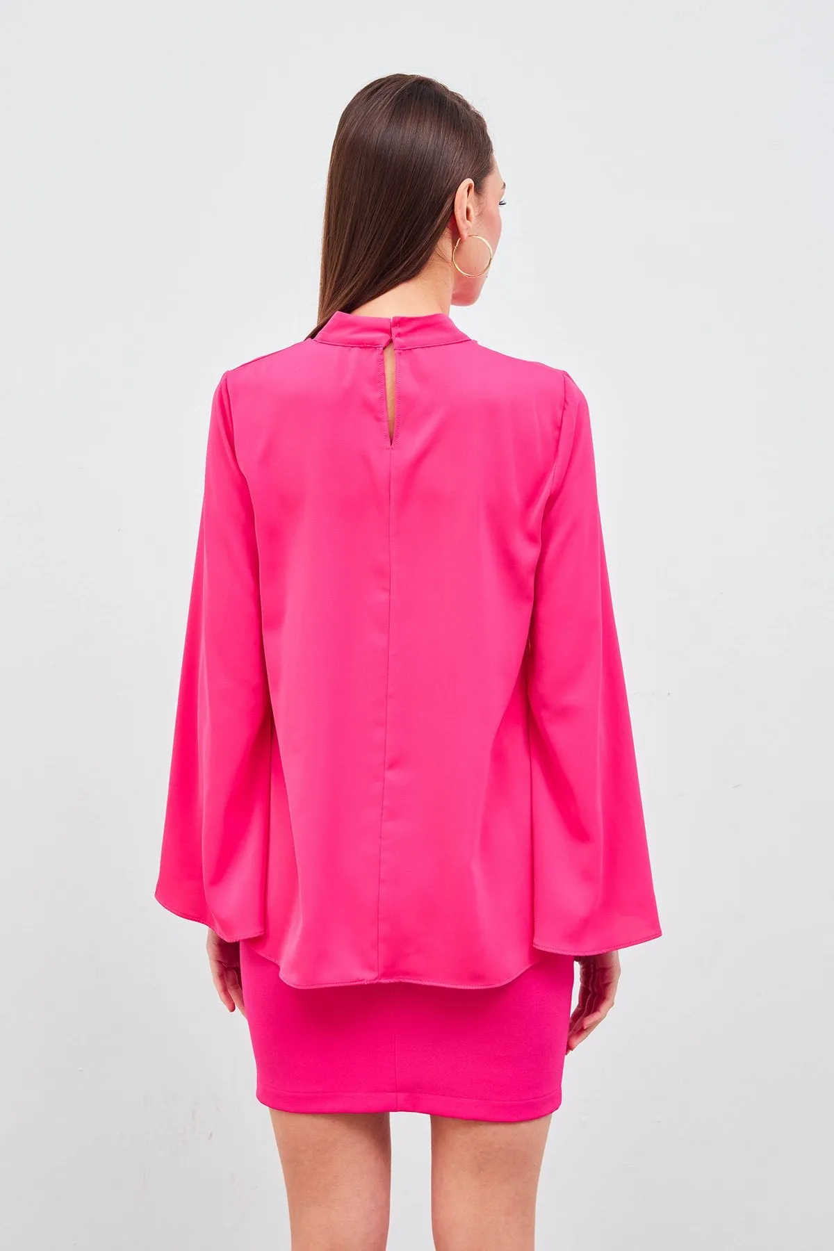 Spanish Sleeve Blouse with Necklace - Hot Pink